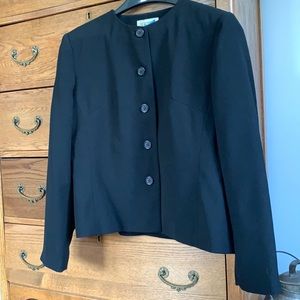 Women’s Travel Jacket with 2 Inside Zip Pockets